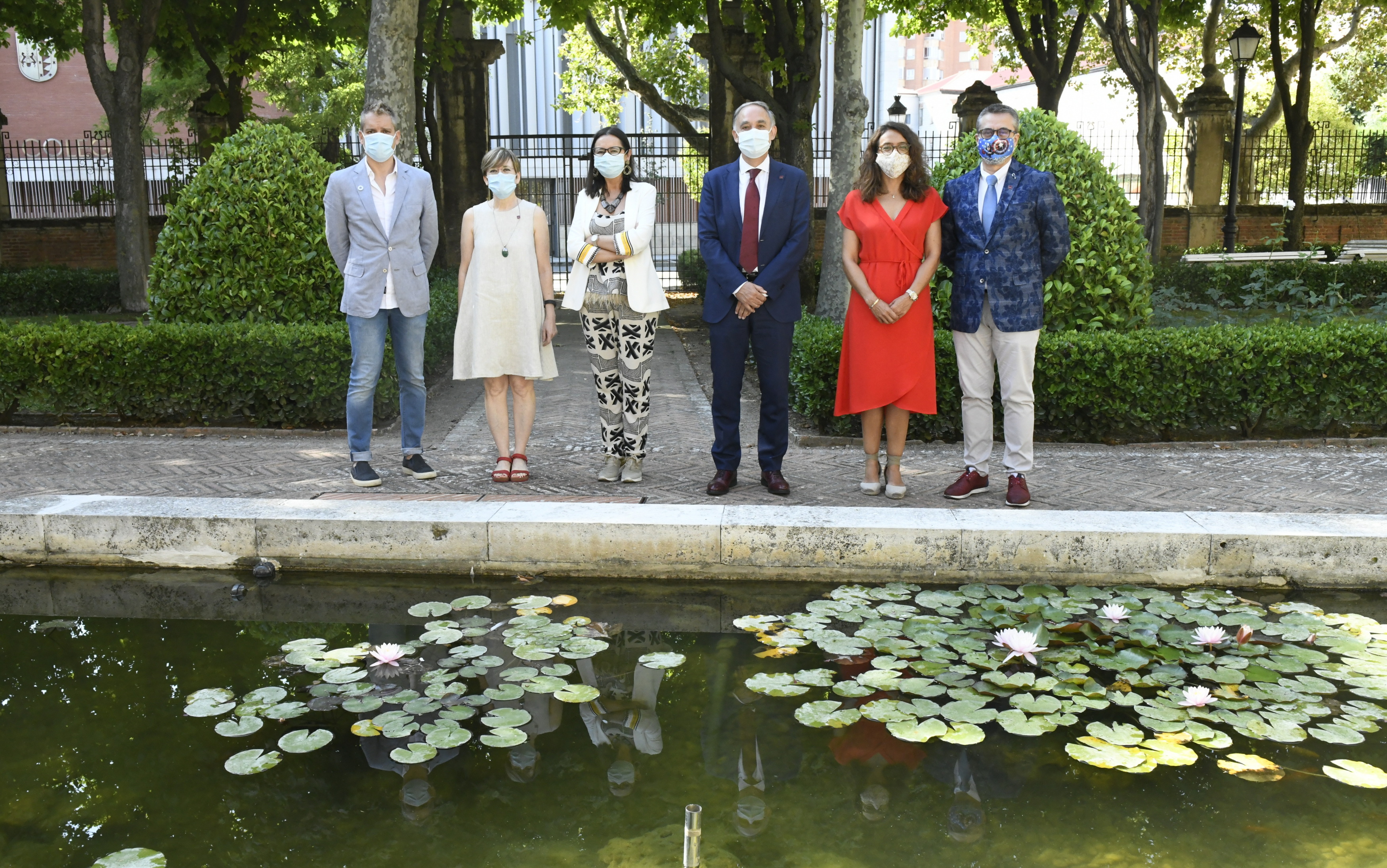 El Rector de la UVa junto con las nuevas incorporaciones a su equipo de gobierno