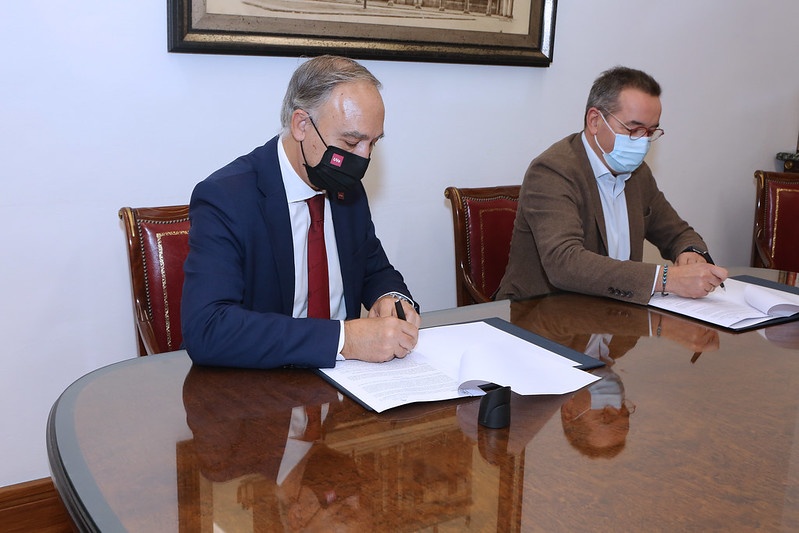 Acuerdo entre la Universidad de Valladolid y la Asociación Iniciativa Data Economy para la creación de la Cátedra de “La Ética en la Economía de los Datos”