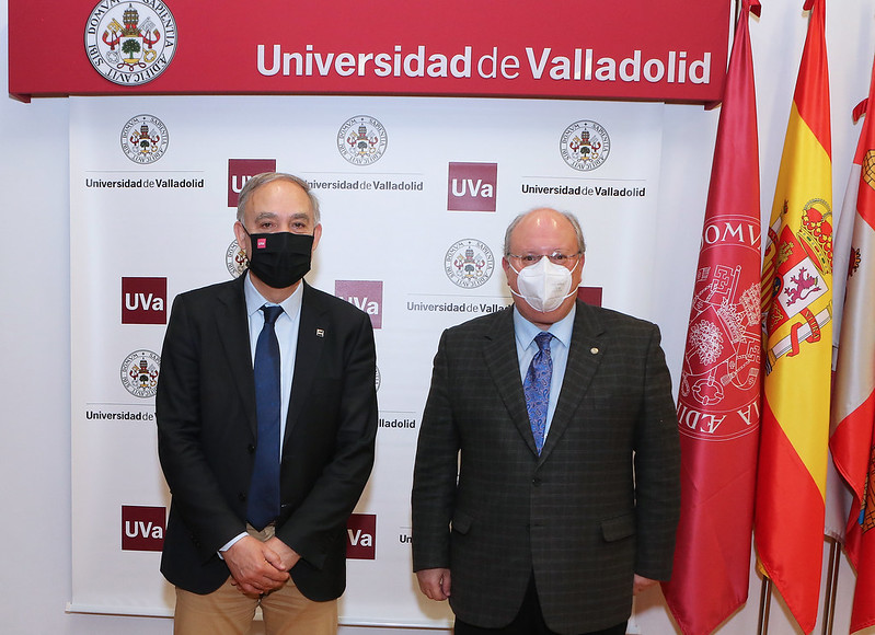 El Rector, Antonio Largo, y el presidente del CESCYL, Enrique Cabero.