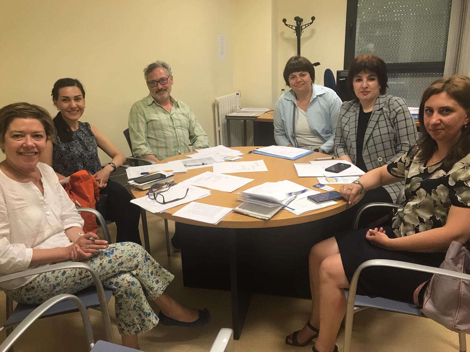 El Departamento de Filología Inglesa recibe a profesoras de Armenia, Moldavia y Georgia
