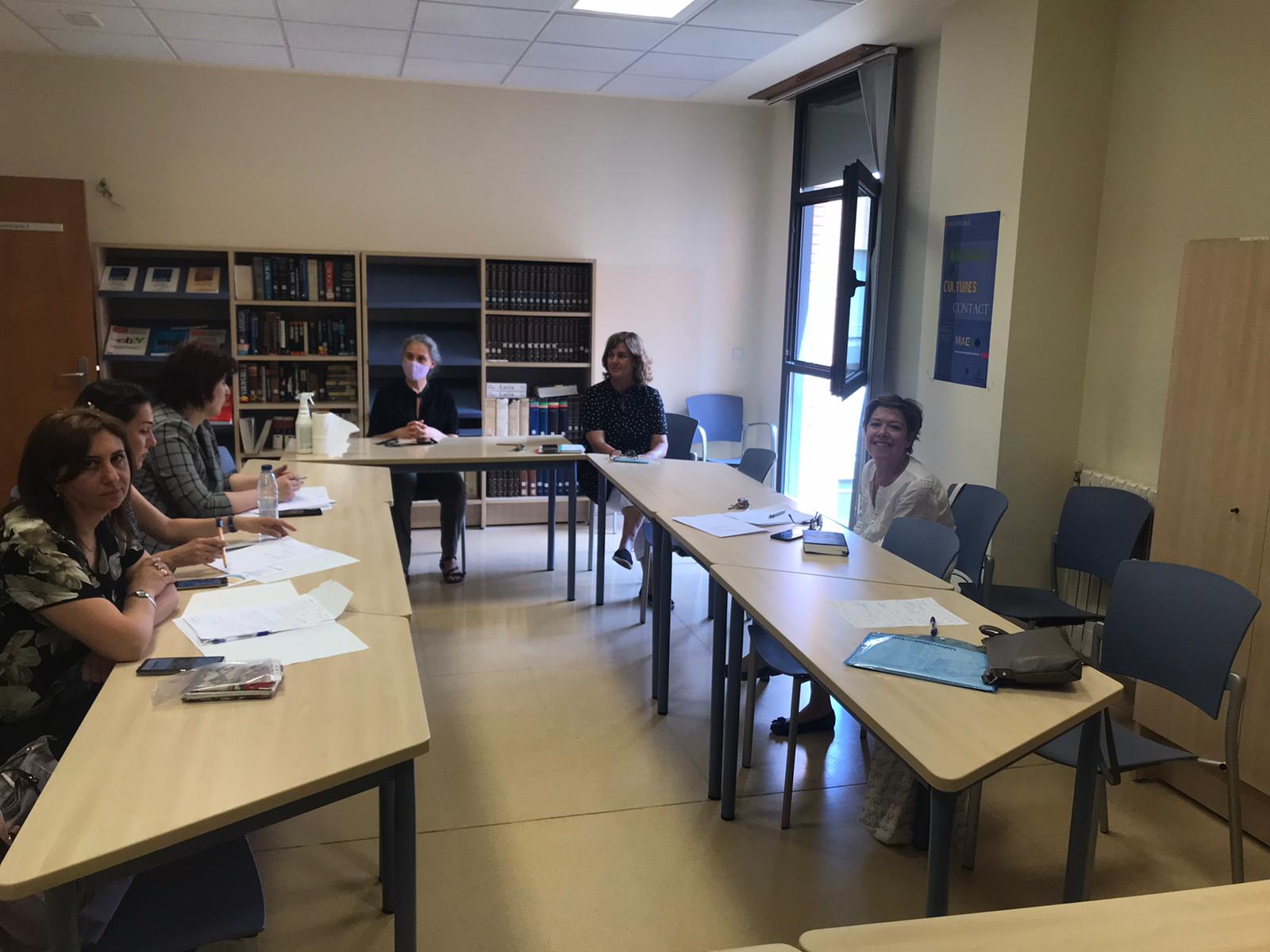 El Departamento de Filología Inglesa recibe a profesoras de Armenia, Moldavia y Georgia