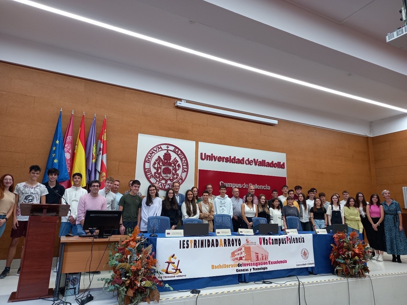 El campus de Palencia inaugura el Bachillerato de Investigación y Excelencia en Ciencias del IES Trinidad Arroyo