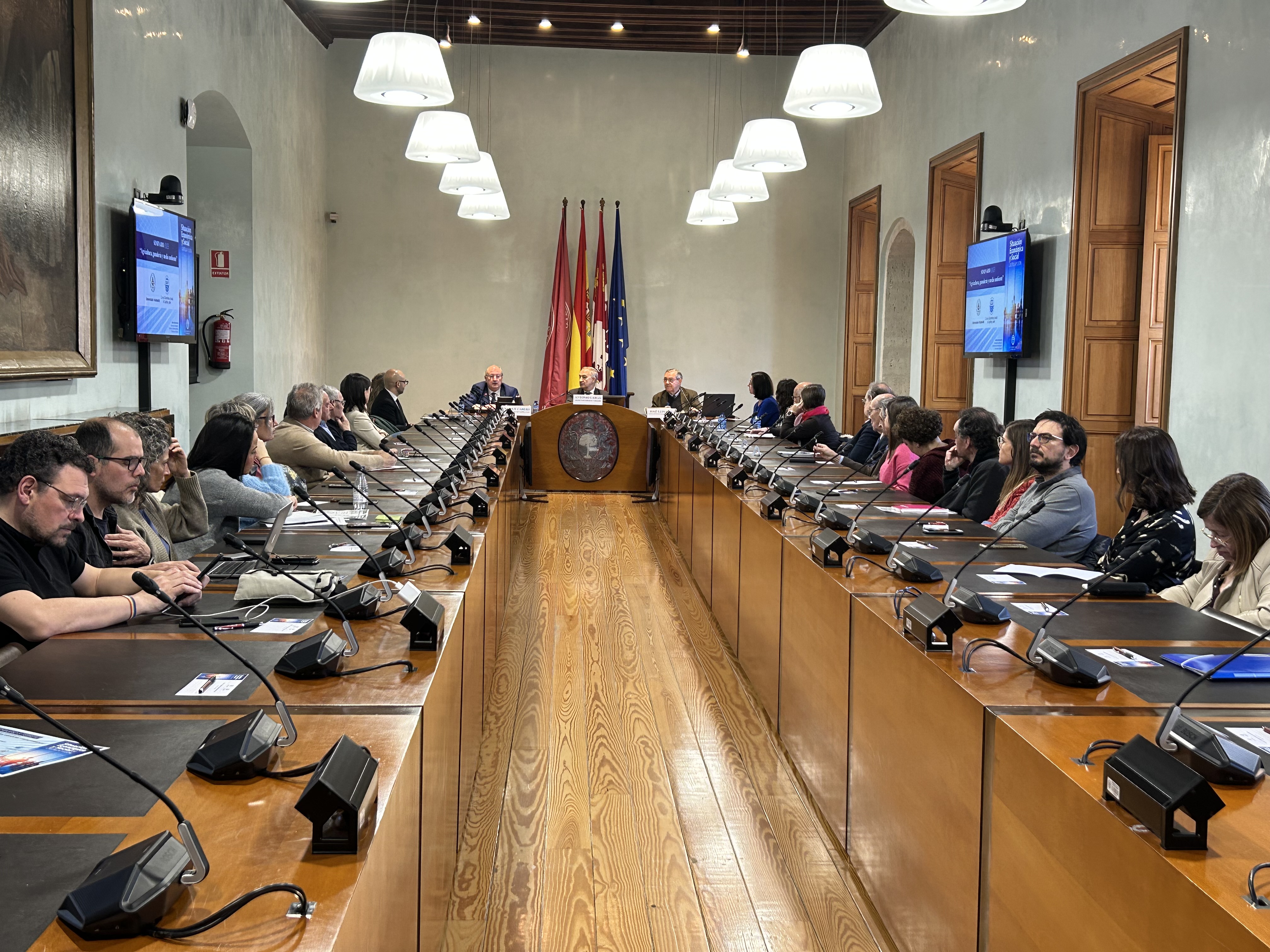 El CES y la UVa inauguran un ciclo de seminarios sobre la situación económica y social de Castilla y León