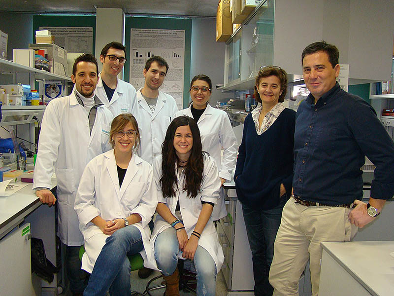Lucía Nuñez con el equipo de Instituto de Biología y Genética Molecular (IBGM)